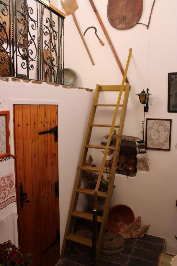 Marianna's Traditional House Holiday home Mesta