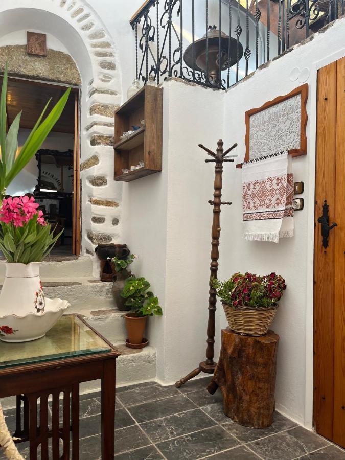 Marianna's Traditional House *